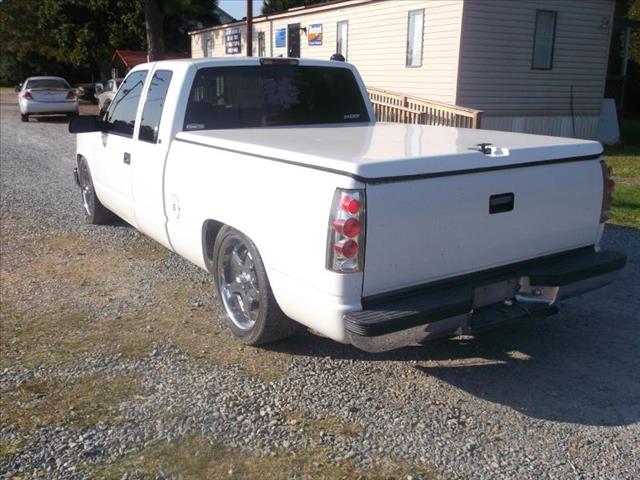 Chevrolet C1500 1998 photo 2