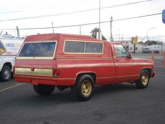 Chevrolet C2500 1975 photo 2