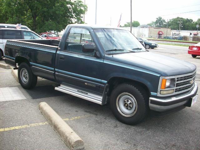 Chevrolet C2500 1988 photo 4