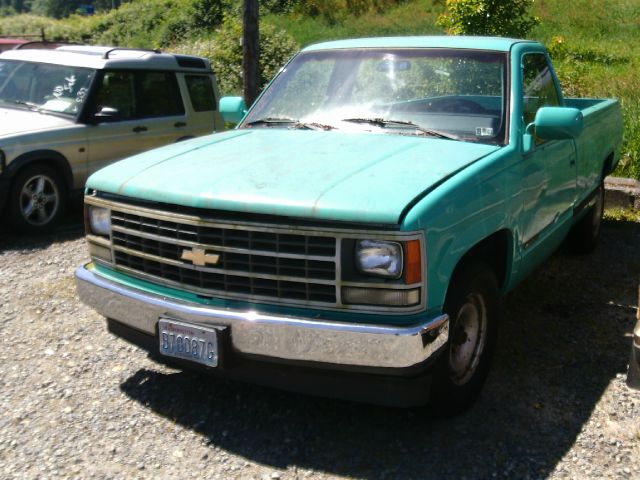 Chevrolet C2500 1988 photo 3