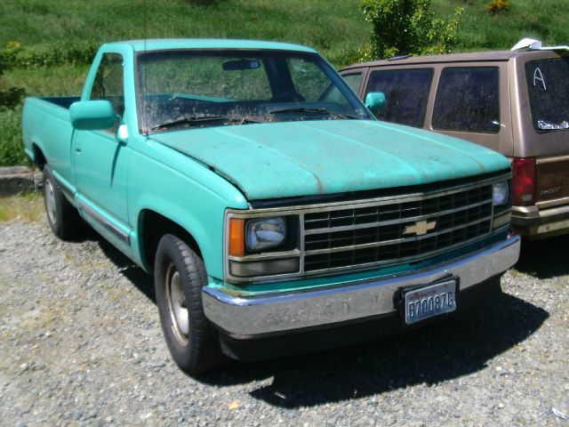 Chevrolet C2500 1988 photo 4