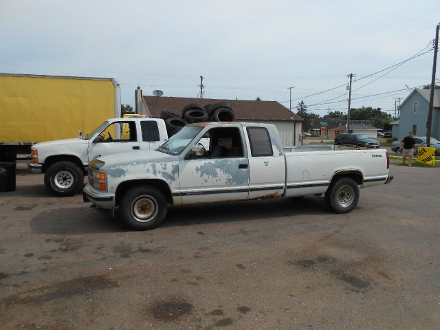 Chevrolet C2500 1990 photo 1