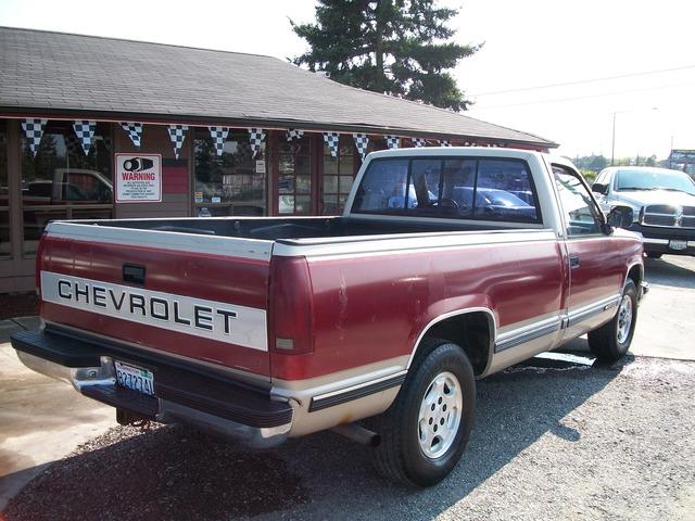 Chevrolet C2500 1991 photo 2