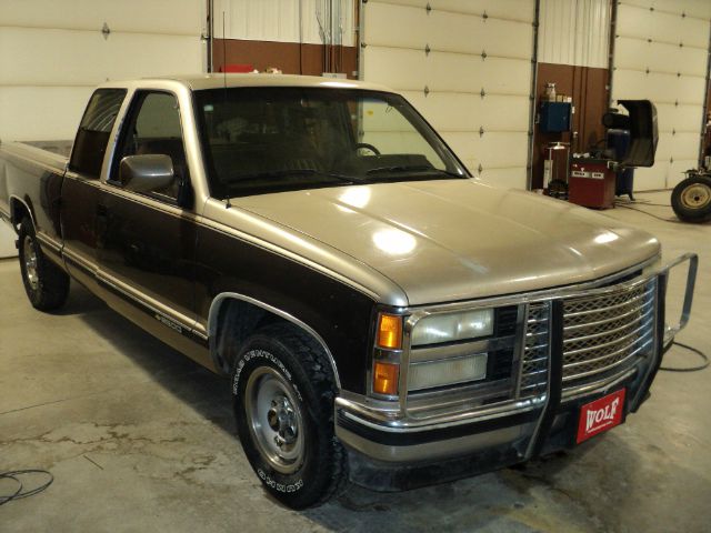 Chevrolet C2500 1992 photo 3