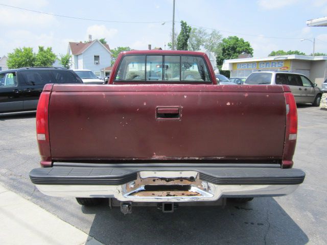 Chevrolet C2500 1993 photo 2