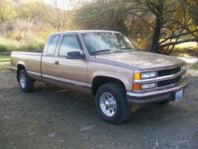 Chevrolet C2500 2004.5 4dr Sdn 1.8T Quattro Au Pickup