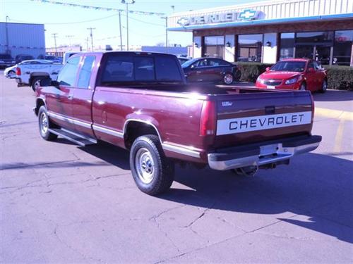 Chevrolet C2500 1997 photo 3