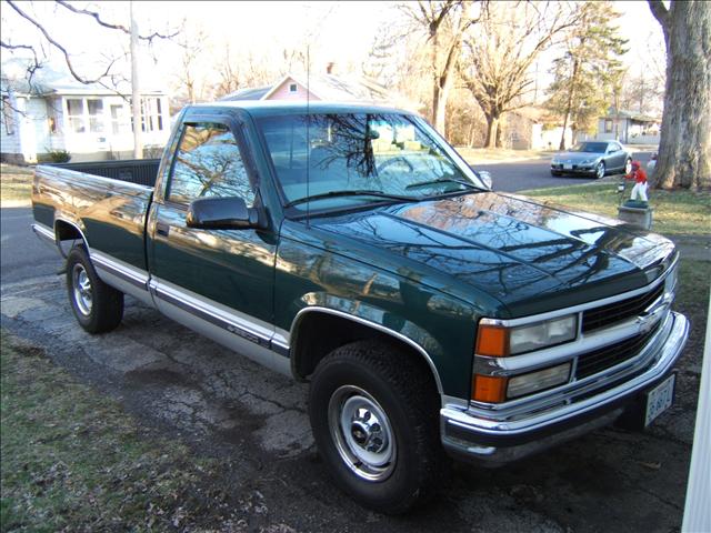 Chevrolet C2500 1997 photo 4