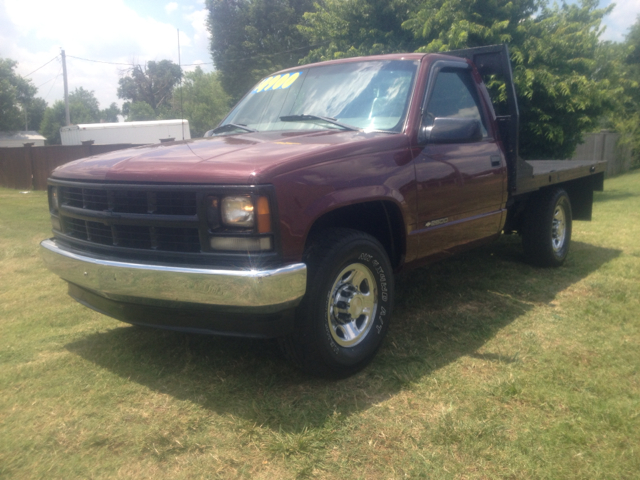 Chevrolet C2500 1998 photo 2