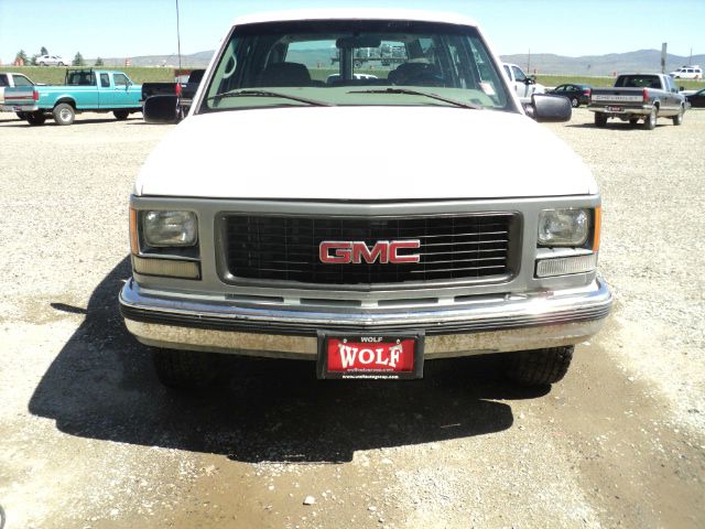 Chevrolet C2500 1999 photo 2