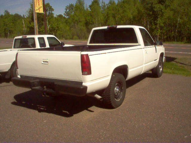 Chevrolet C2500 2000 photo 3