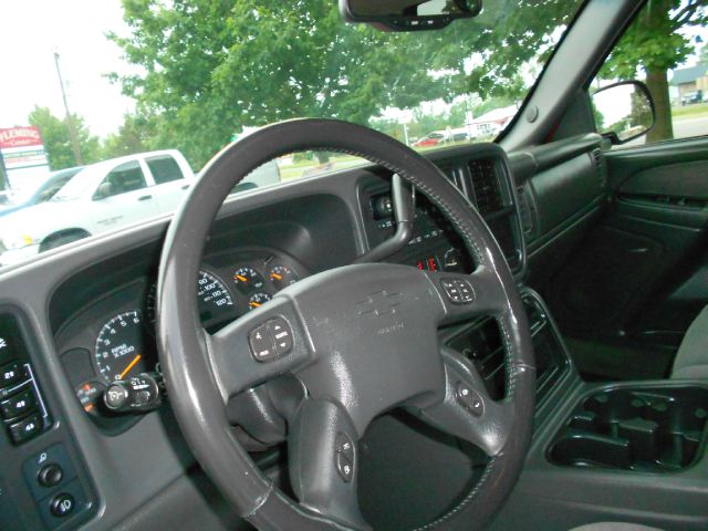 Chevrolet C2500 2003 photo 12