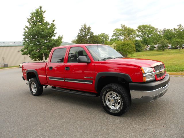 Chevrolet C2500 2003 photo 17