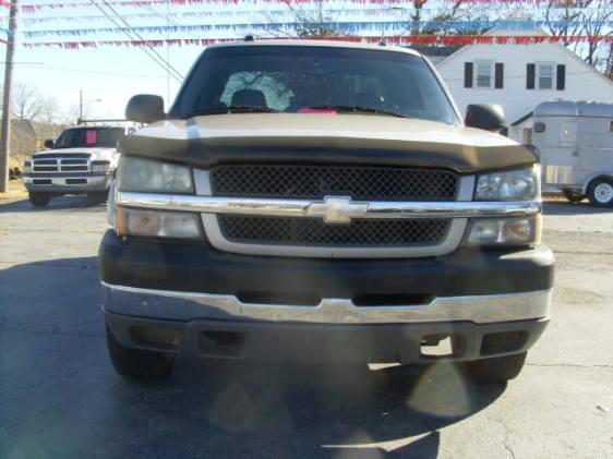 Chevrolet C2500 2004 photo 1