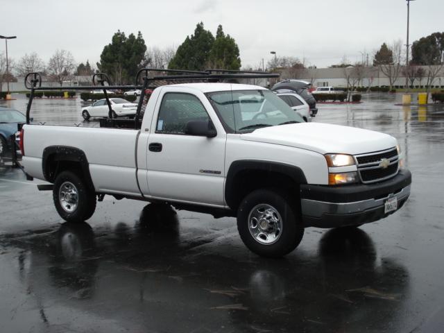 Chevrolet C2500 2005 photo 5