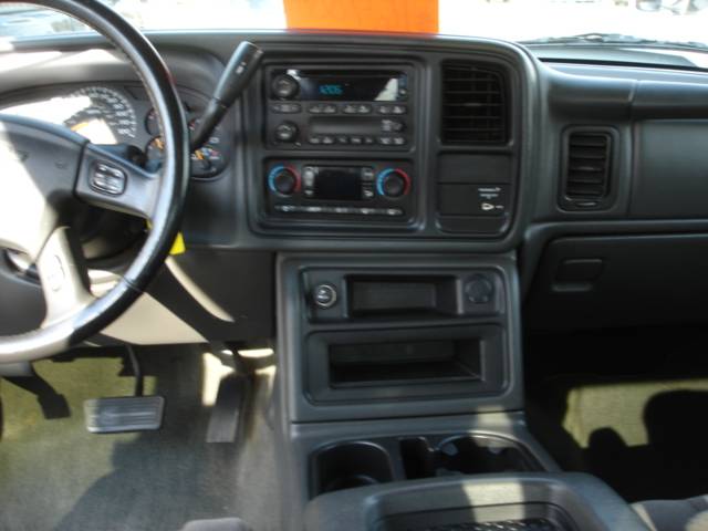 Chevrolet C2500 2007 photo 3