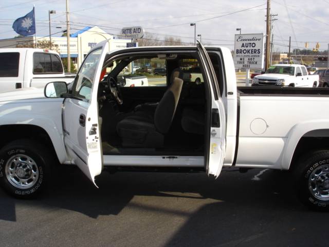 Chevrolet C2500 2007 photo 4