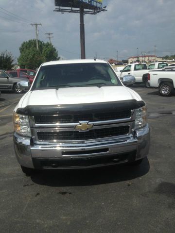 Chevrolet C2500 2009 photo 3