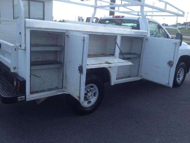 Chevrolet C2500 2009 photo 4