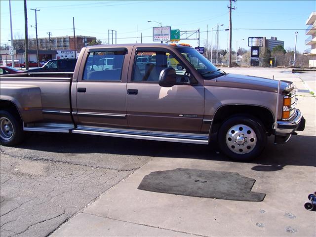 Chevrolet C3500 1994 photo 3