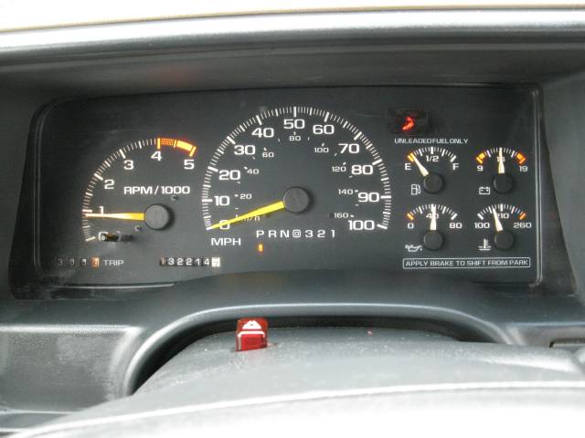 Chevrolet C3500 1995 photo 2