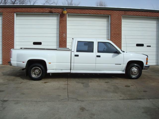 Chevrolet C3500 1995 photo 2