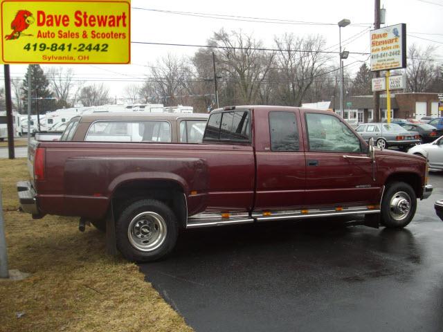 Chevrolet C3500 1996 photo 2