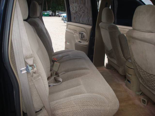 Chevrolet C3500 1996 photo 3