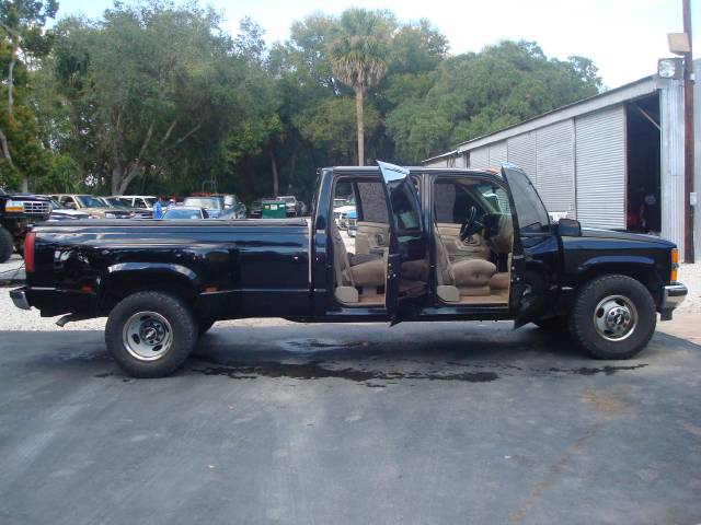 Chevrolet C3500 1996 photo 2