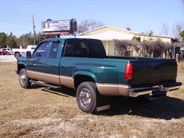 Chevrolet C3500 1998 photo 2