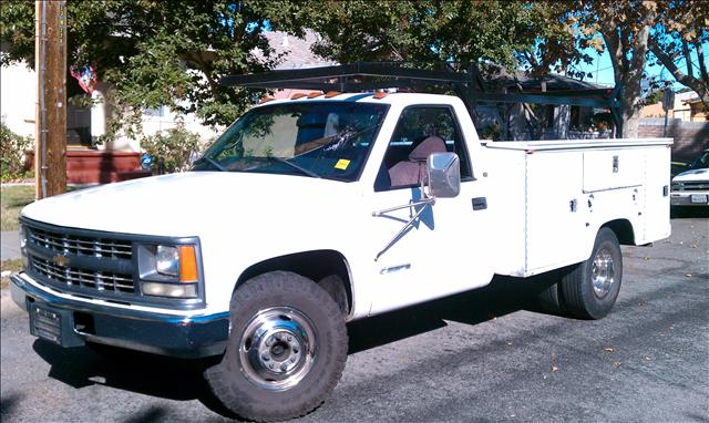 Chevrolet C3500 Base Pickup