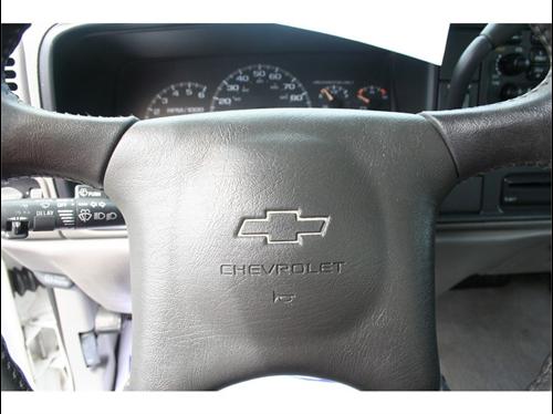 Chevrolet C3500 1998 photo 4