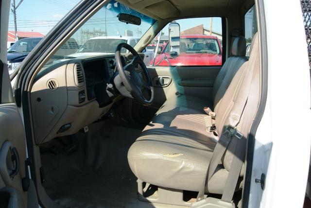 Chevrolet C3500 1998 photo 2