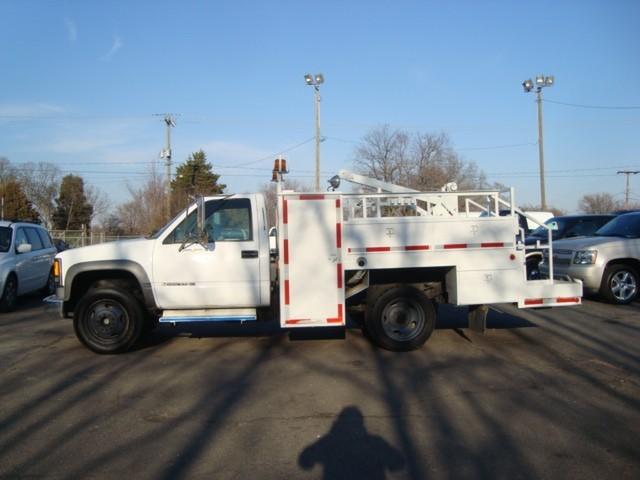 Chevrolet C3500 Lariat 4D Crew Cab Truck Unspecified