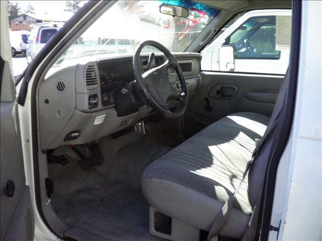 Chevrolet C3500 2000 photo 4