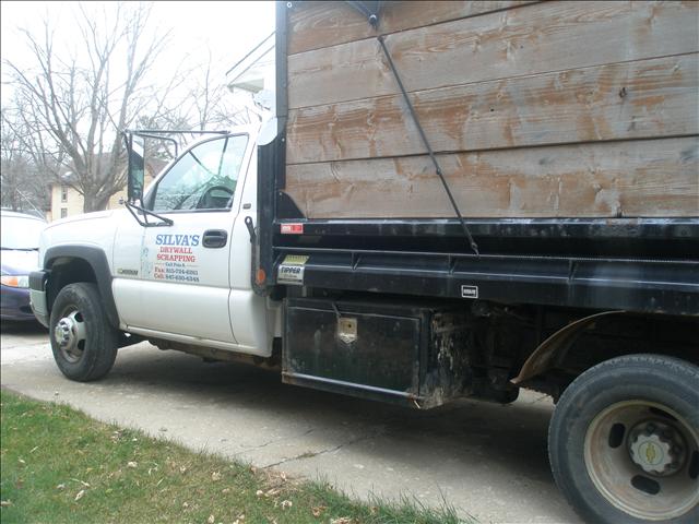 Chevrolet C3500 2004 photo 1