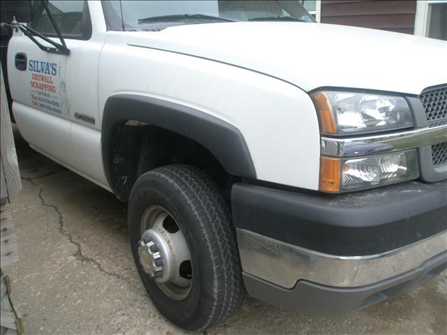 Chevrolet C3500 2004 photo 4