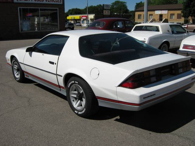 Chevrolet Camaro 1982 photo 3