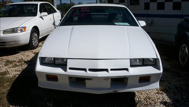 Chevrolet Camaro 1985 photo 1