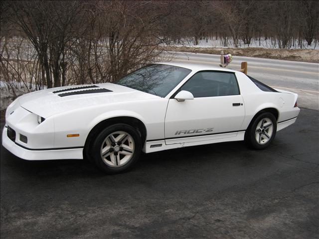 Chevrolet Camaro 1986 photo 2