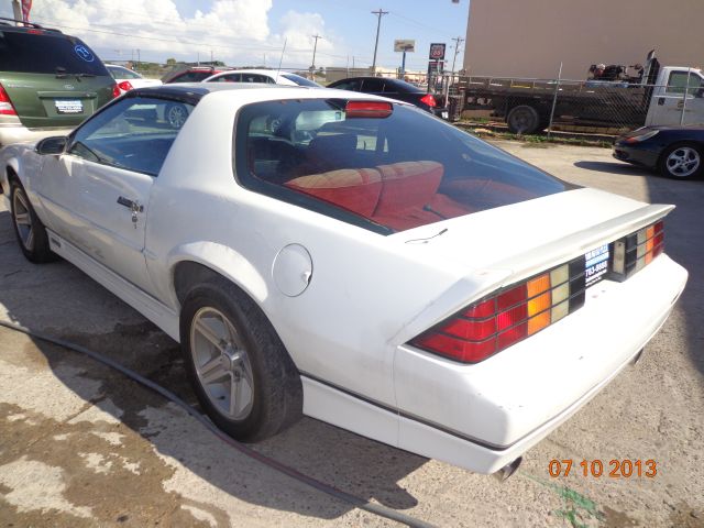 Chevrolet Camaro 1986 photo 1