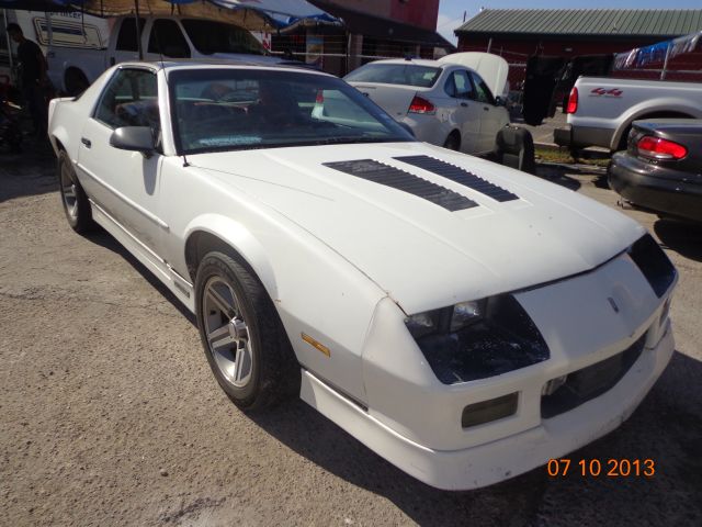 Chevrolet Camaro 1986 photo 3