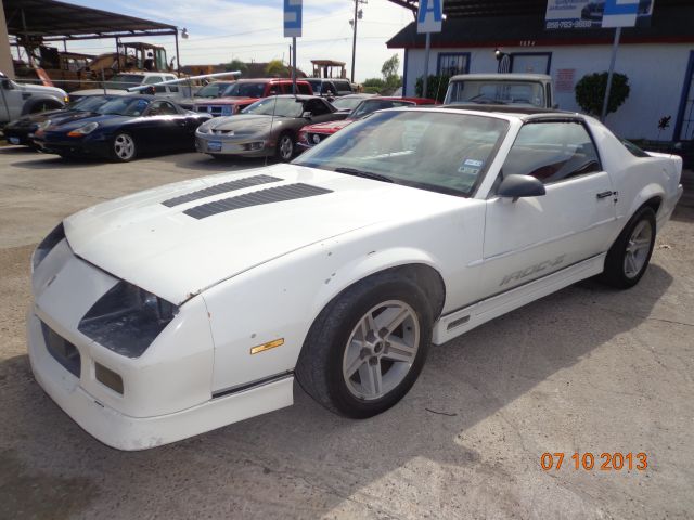 Chevrolet Camaro 1986 photo 4