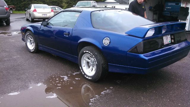 Chevrolet Camaro 1990 photo 1