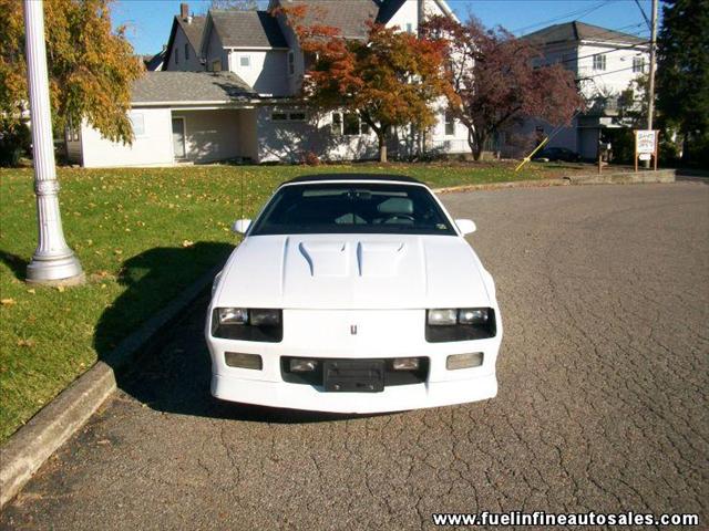 Chevrolet Camaro 1991 photo 2