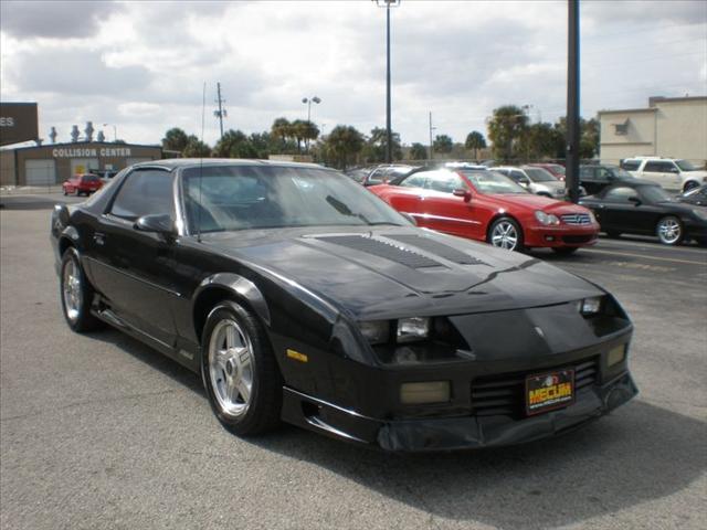 Chevrolet Camaro 1992 photo 2