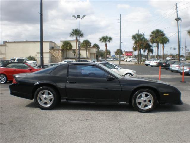 Chevrolet Camaro 1992 photo 3