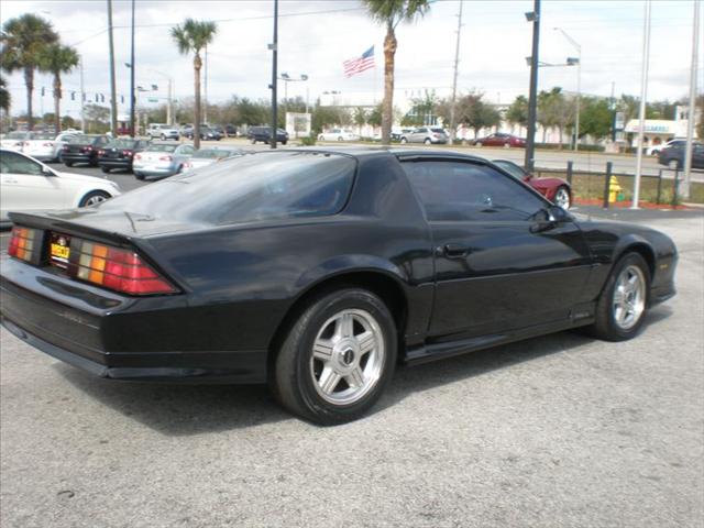 Chevrolet Camaro 1992 photo 4