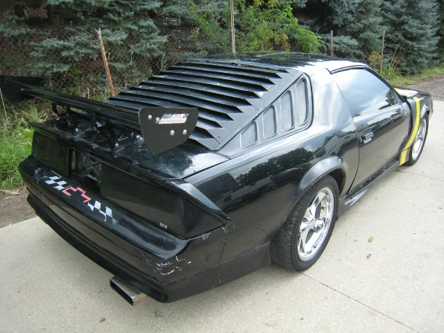 Chevrolet Camaro 1992 photo 2