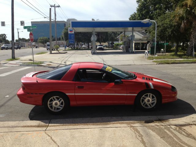 Chevrolet Camaro 1993 photo 3